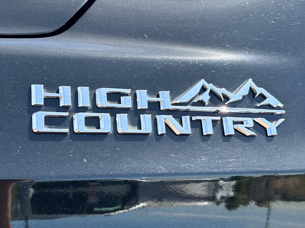 Used 2023 Chevrolet Tahoe High Country w/ Premium Package 2 AWD/4WD image 25