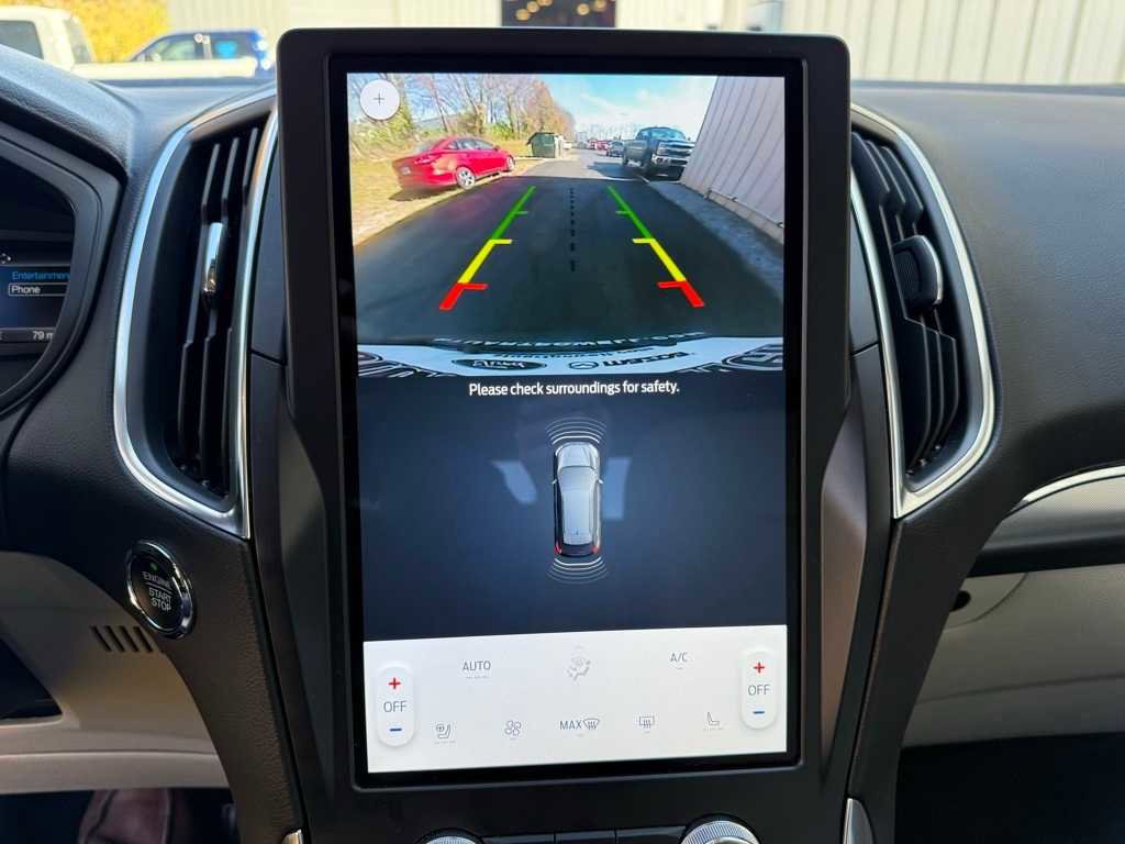 Certified 2024 Ford Edge Titanium image 27