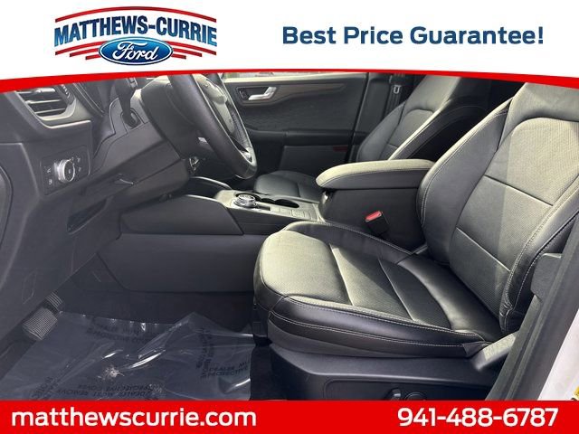 Certified 2020 Ford Escape Titanium FWD image 9