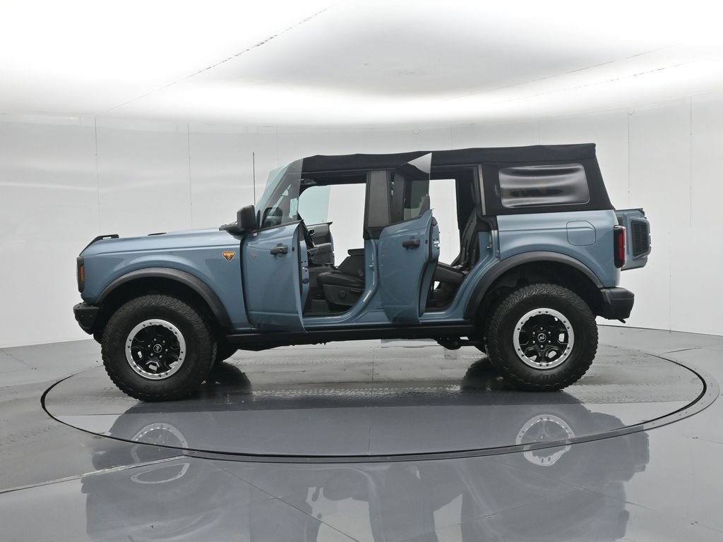 Certified 2021 Ford Bronco Badlands w/ Sasquatch Package image 38