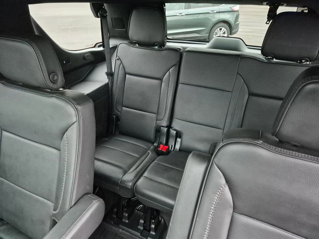 Used 2023 GMC Yukon Denali w/ Denali Reserve Package image 20