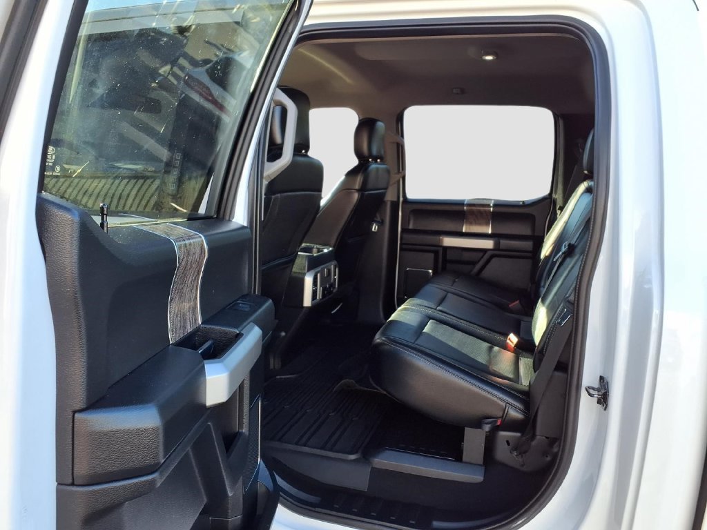 Certified 2019 Ford F250 Lariat w/ Lariat Ultimate Package AWD/4WD image 28