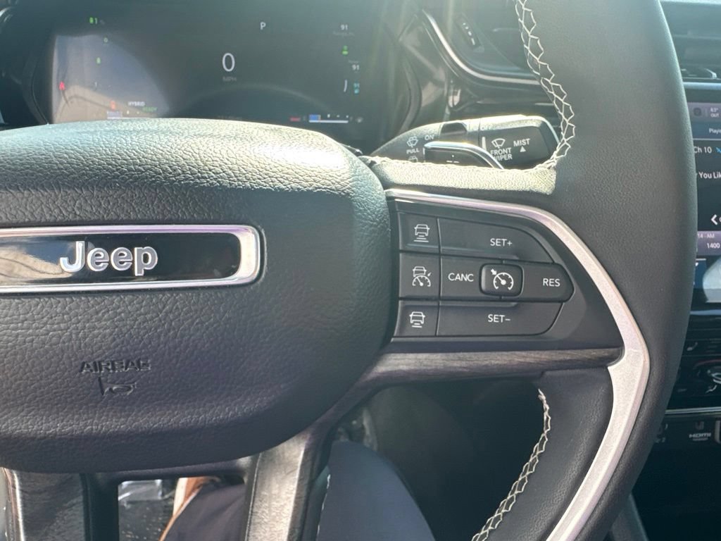 Used 2022 Jeep Grand Cherokee Limited 4xe AWD/4WD image 16