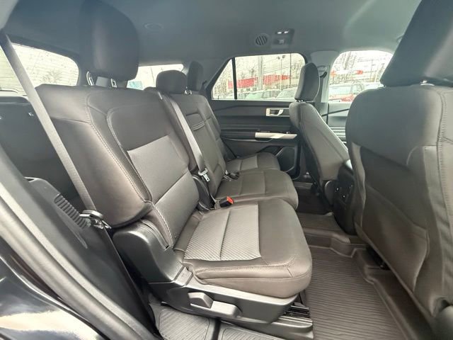 Certified 2023 Ford Explorer XLT image 17