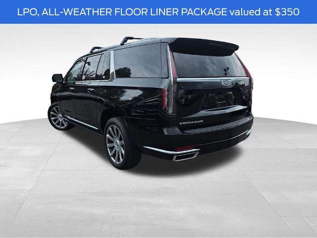 Used 2022 Cadillac Escalade ESV Premium Luxury Platinum AWD/4WD image 7