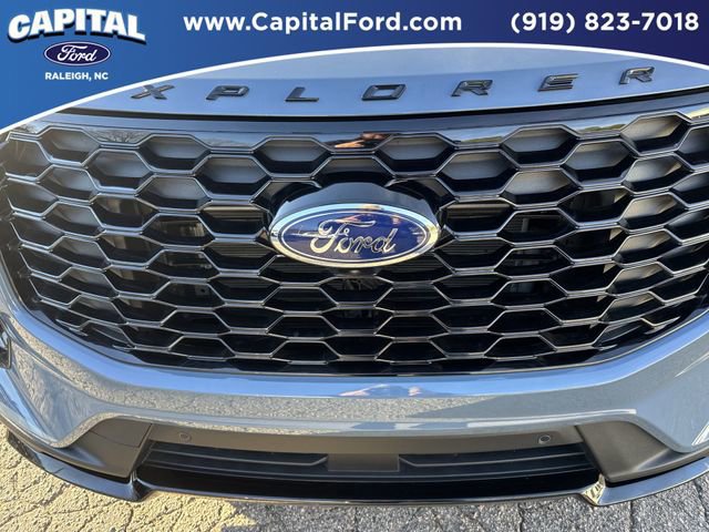 Certified 2025 Ford Explorer ST-Line w/ Premium Package image 10