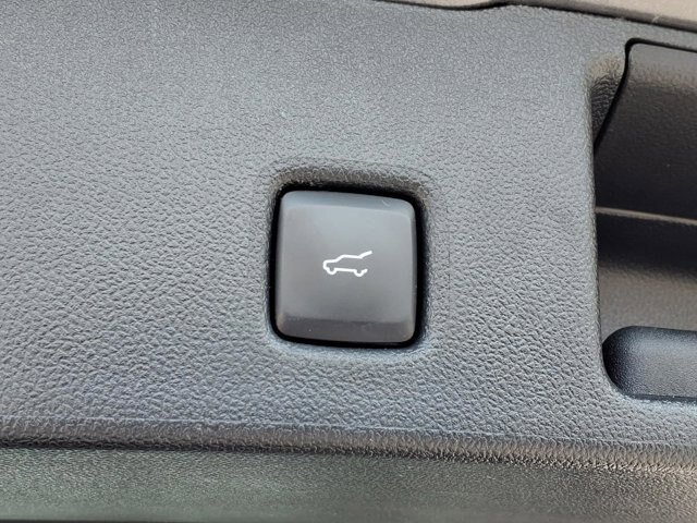 Certified 2024 Ford Escape ST-Line w/ Tech Pack #1 AWD/4WD image 17