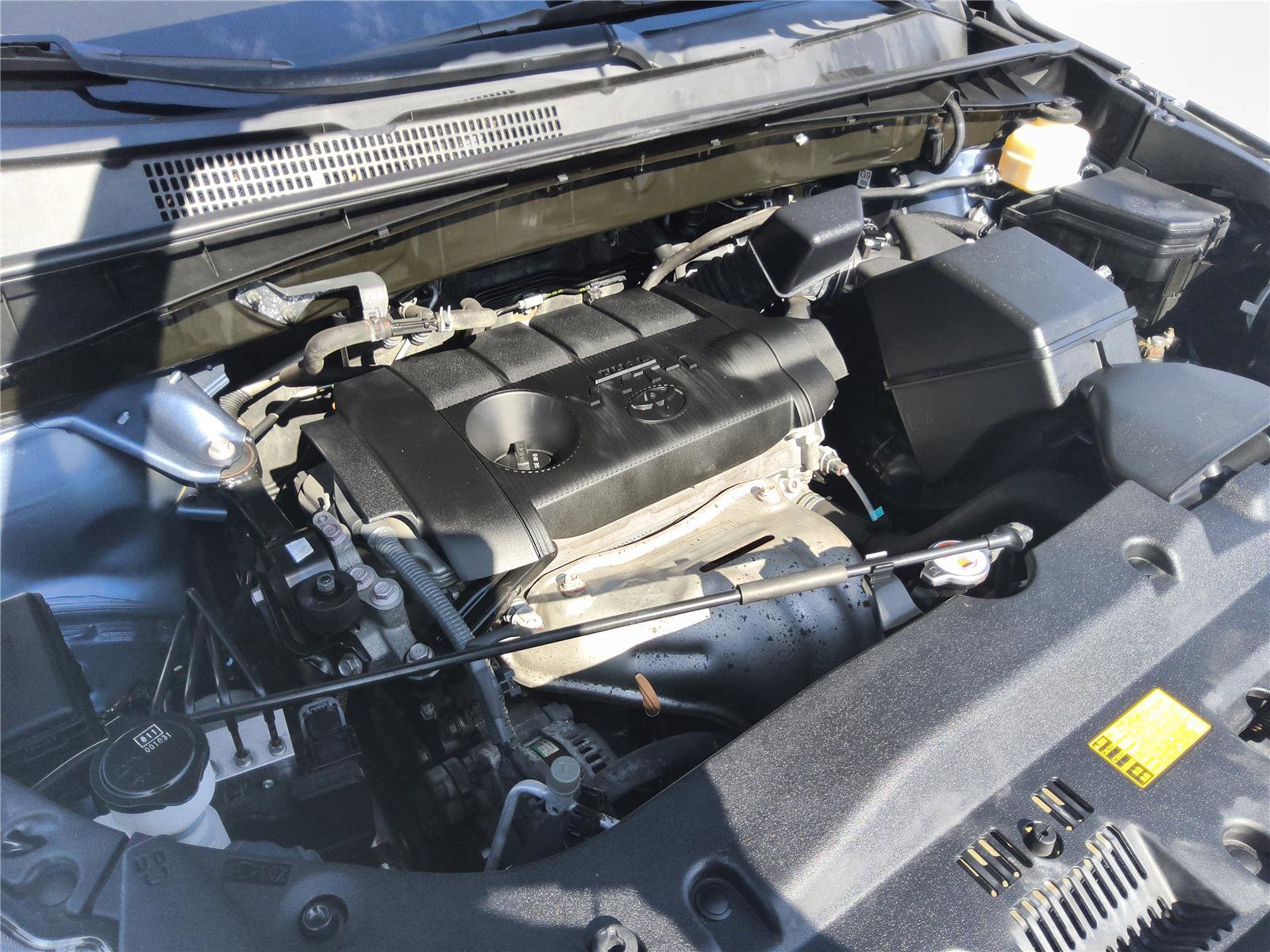 Used 2018 Toyota Highlander LE FWD image 12