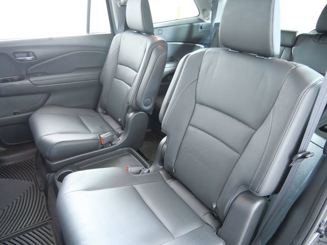 Used 2021 Honda Pilot Elite image 16
