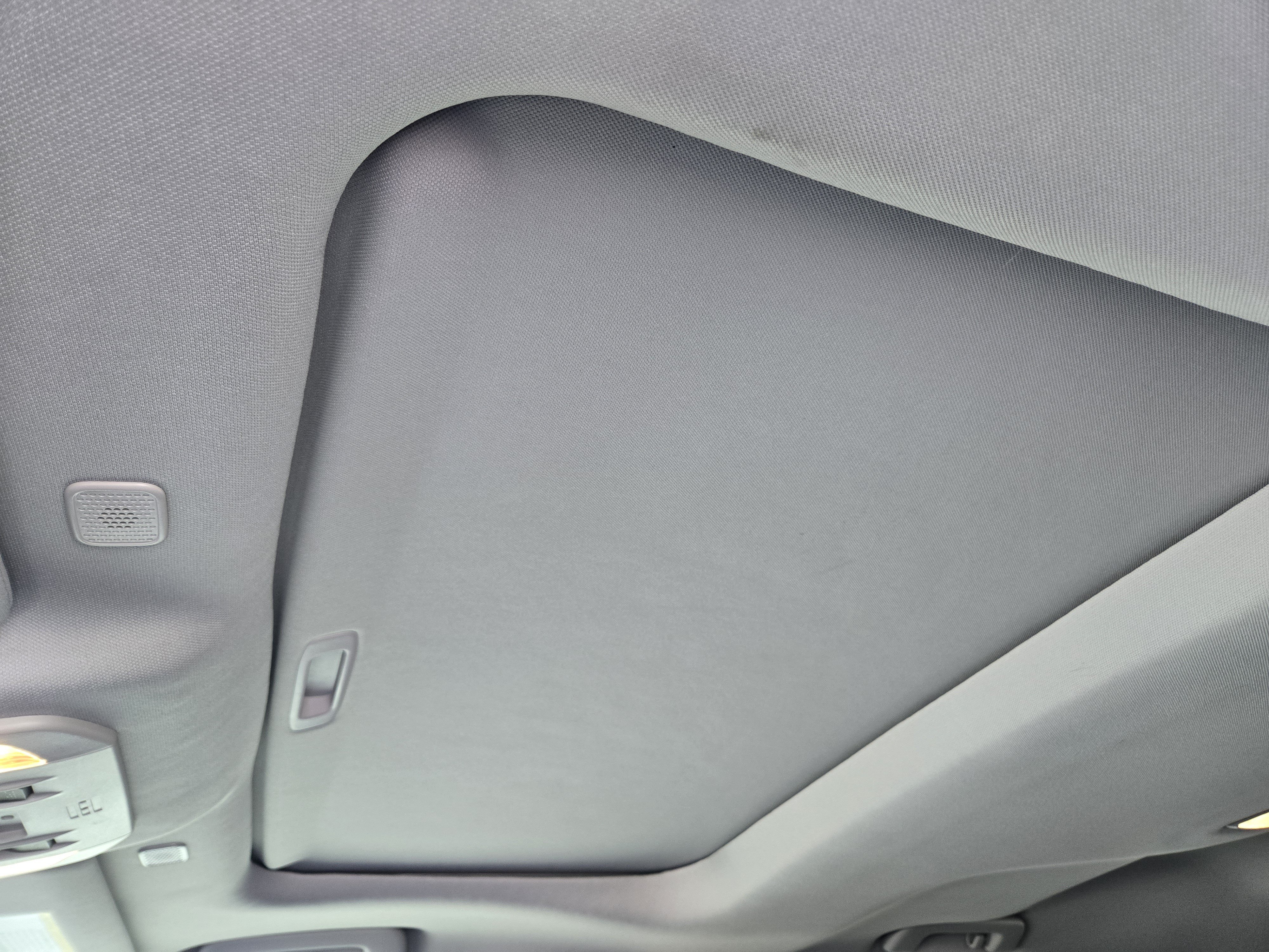 Used 2023 Toyota Highlander Limited FWD image 24