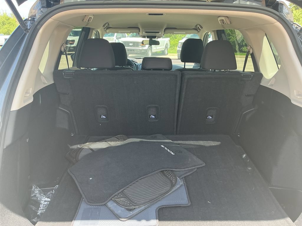 Used 2023 Nissan Rogue S AWD/4WD image 17