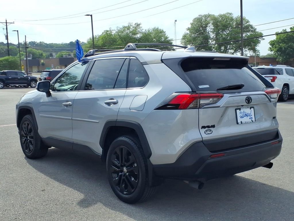 Used 2024 Toyota RAV4 XLE Premium FWD image 2