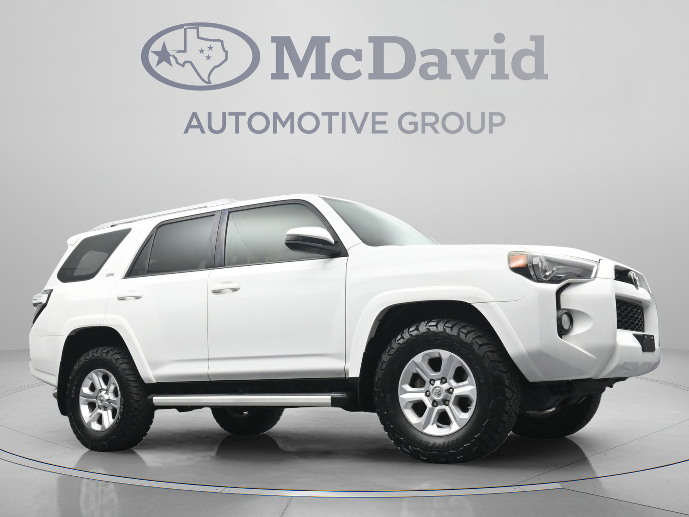 Used 2018 Toyota 4Runner SR5 AWD/4WD image 24