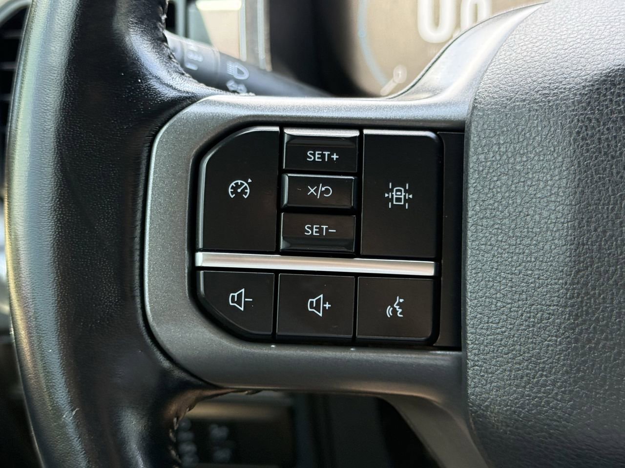 Certified 2021 Ford F150 Lariat AWD/4WD image 12
