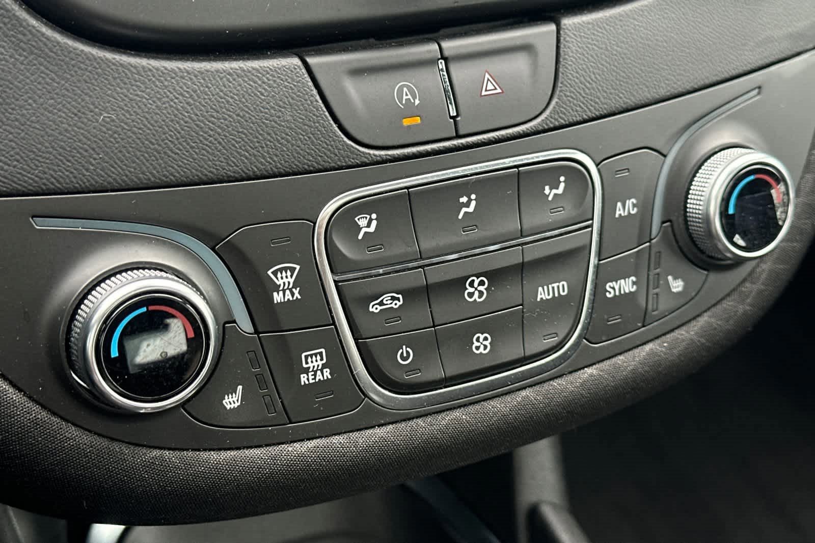 Used 2024 Chevrolet Malibu LT image 20