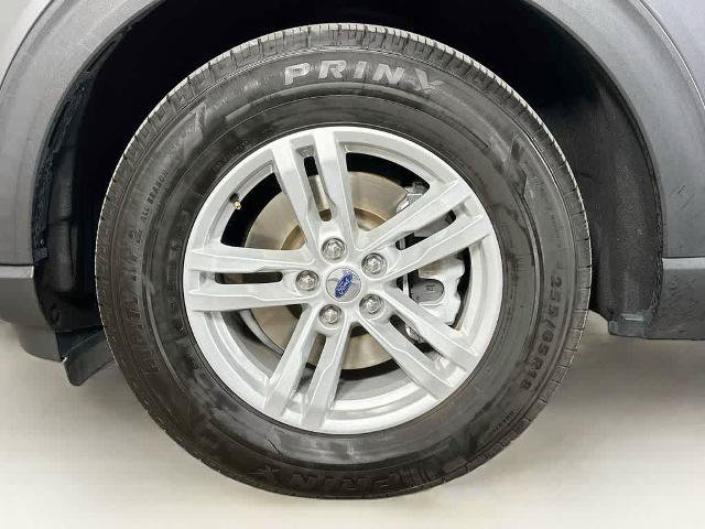 Certified 2024 Ford Explorer XLT RWD image 8