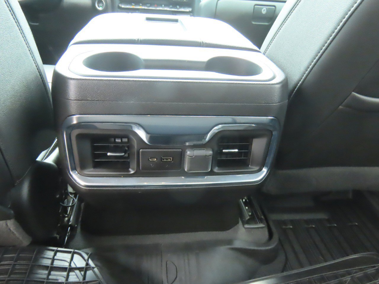 Used 2021 GMC Sierra 1500 SLT AWD/4WD image 19
