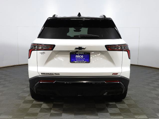 Used 2025 Chevrolet Equinox RS w/ Safety and Technology Package image 3
