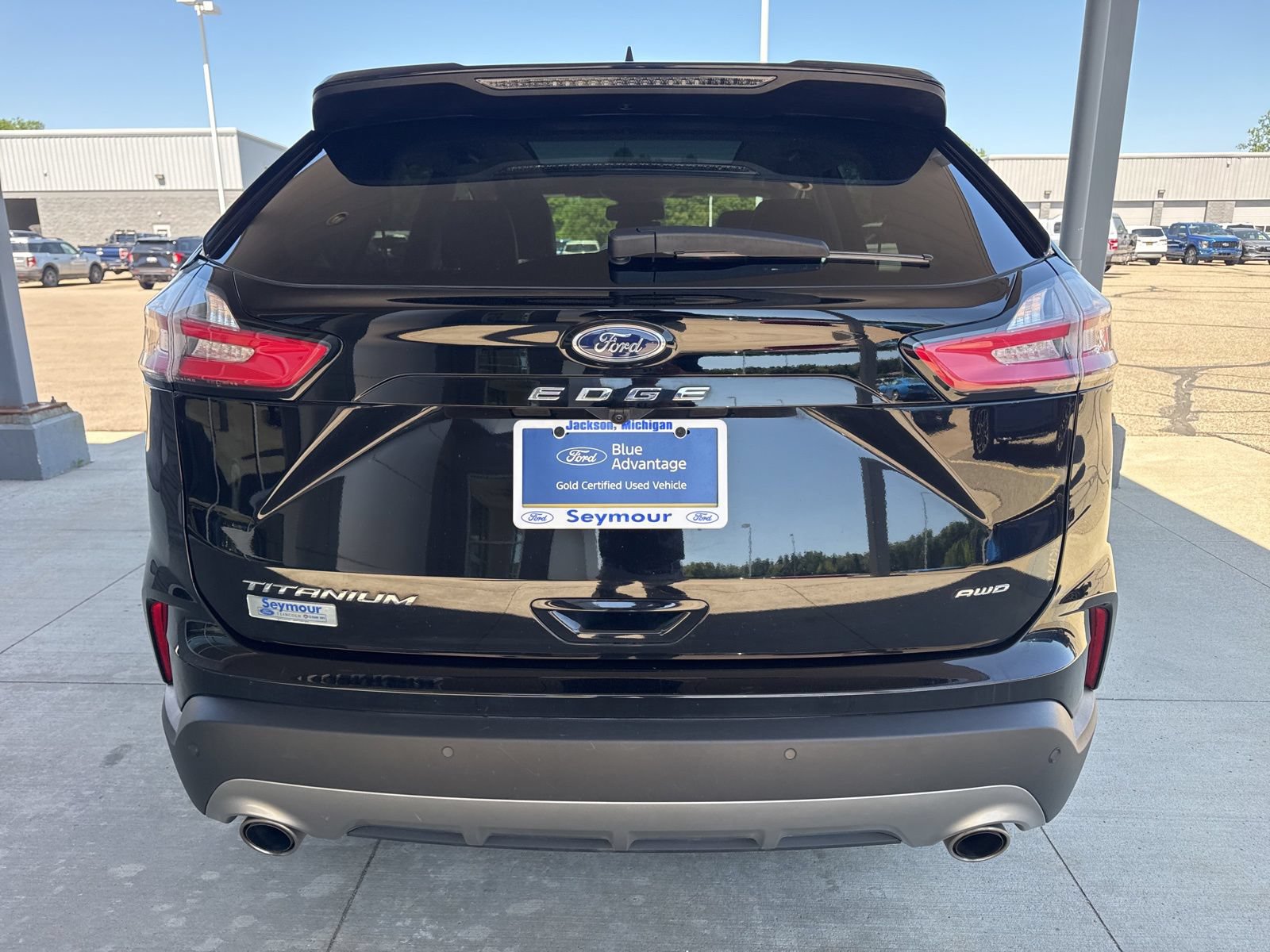 Certified 2024 Ford Edge Titanium w/ Equipment Group 301A AWD/4WD image 7