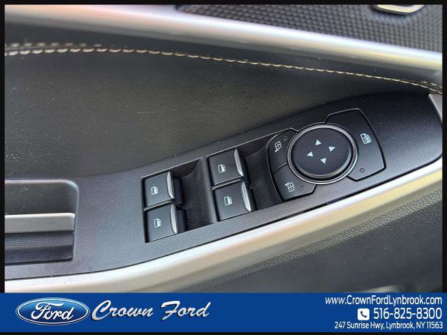 Certified 2022 Ford Explorer XLT w/ Equipment Group 202A AWD/4WD image 17