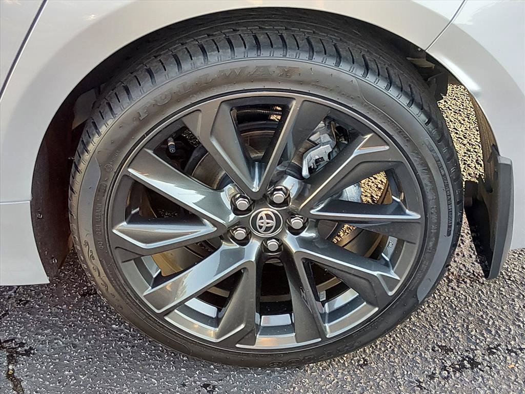 Used 2025 Toyota Corolla SE FWD image 19