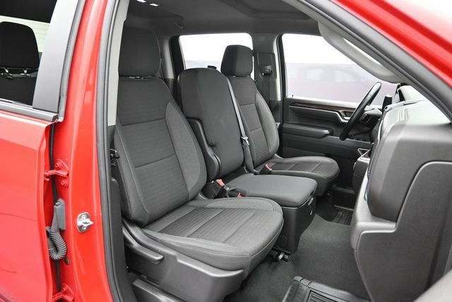 Used 2025 Chevrolet Silverado 1500 LT AWD/4WD image 32