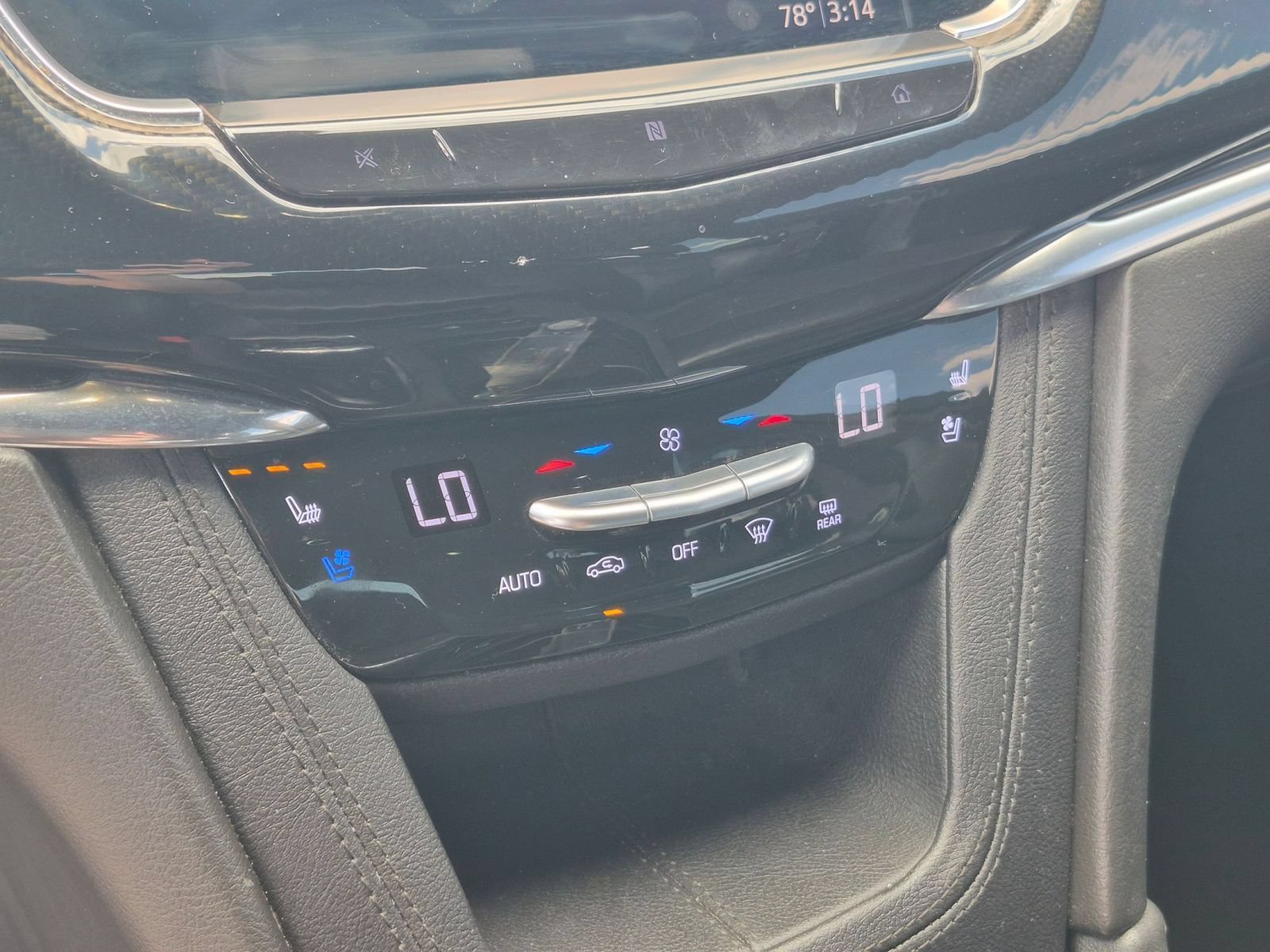 Used 2020 Cadillac XT6 Sport AWD/4WD image 23