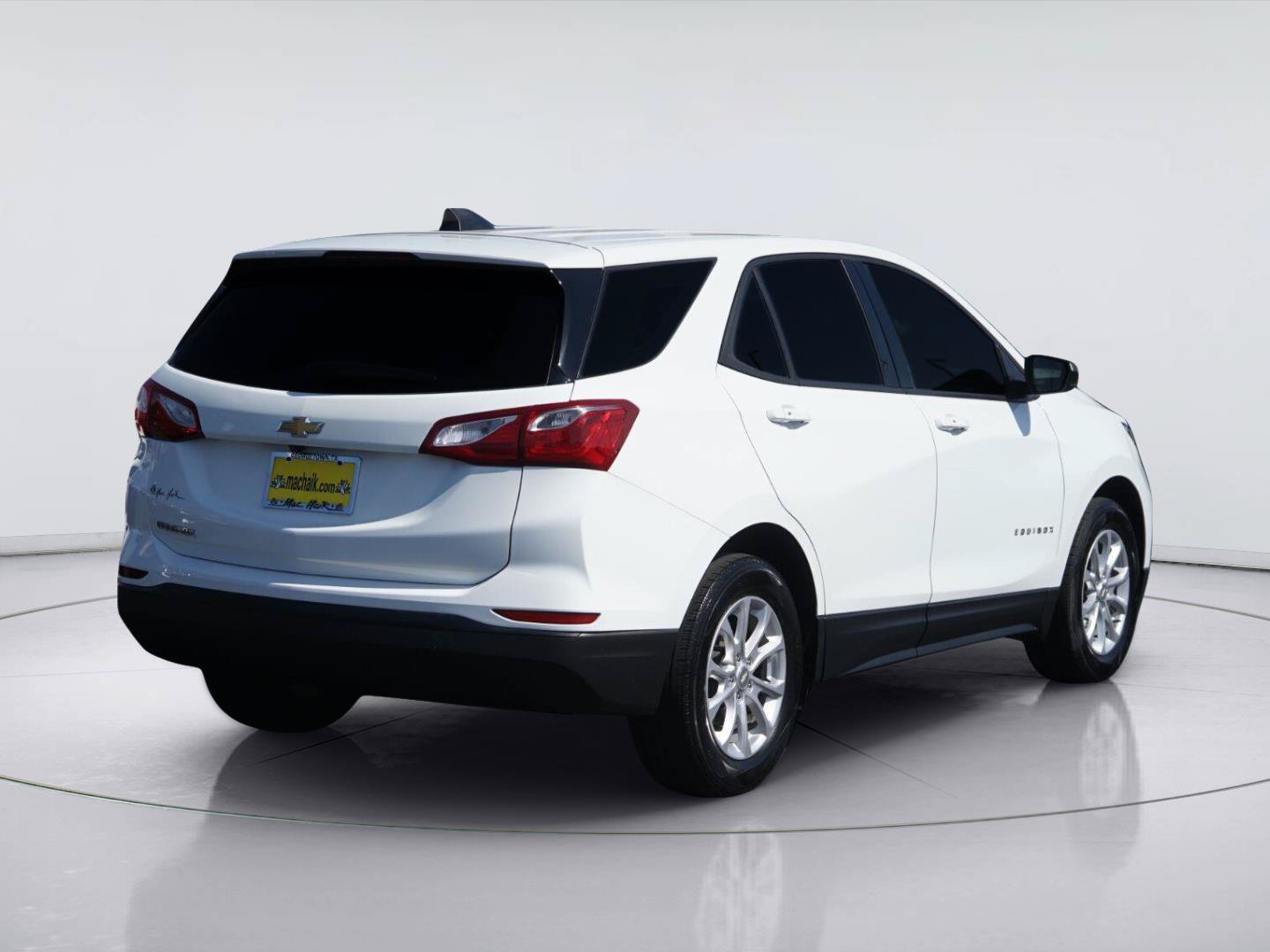 Used 2019 Chevrolet Equinox LS FWD image 6