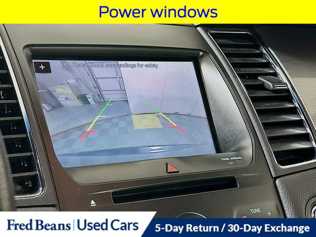 Certified 2018 Ford Taurus SEL w/ Equipment Group 201A FWD image 18