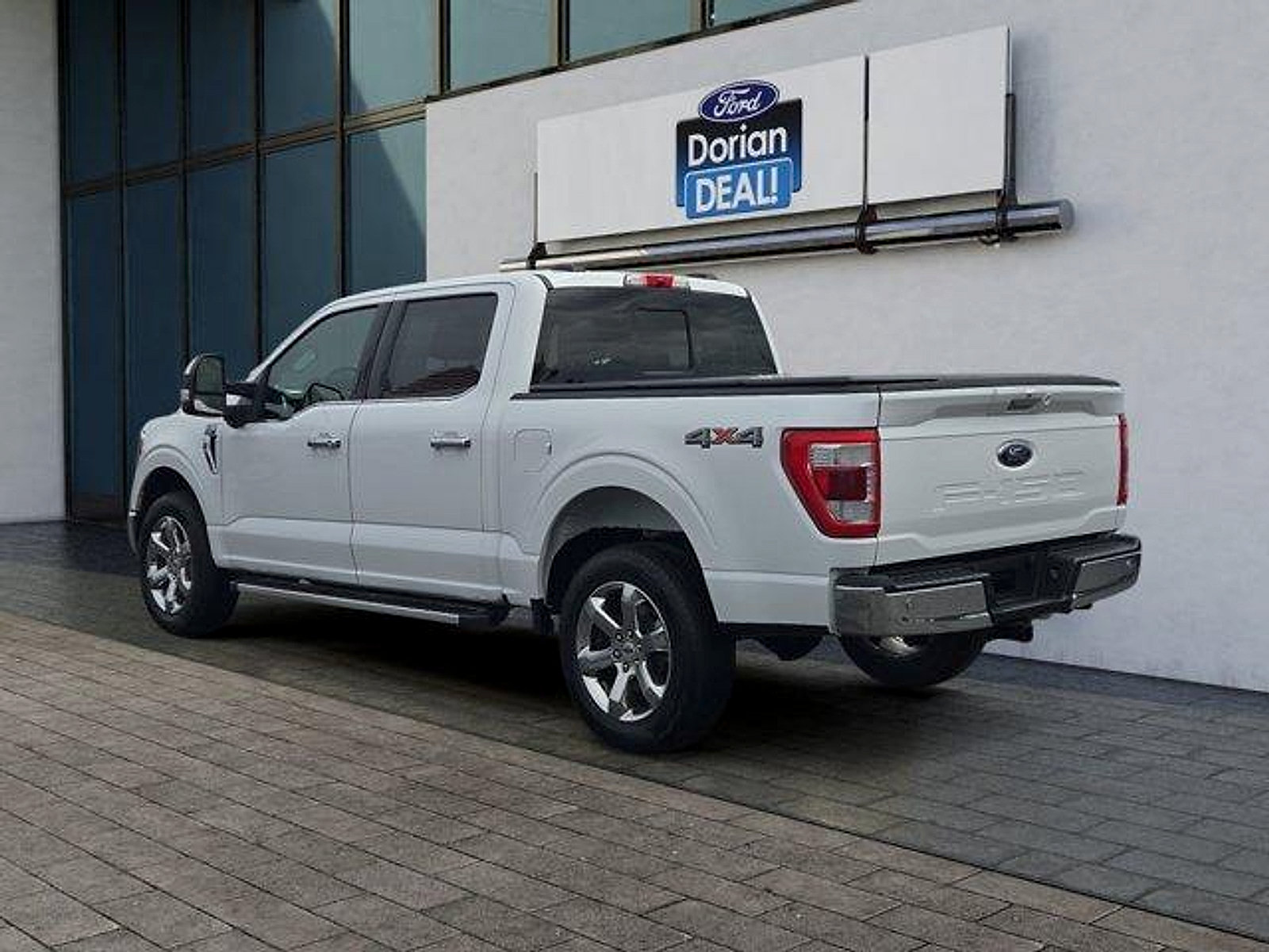 Certified 2022 Ford F150 Lariat w/ Equipment Group 502A High AWD/4WD image 5