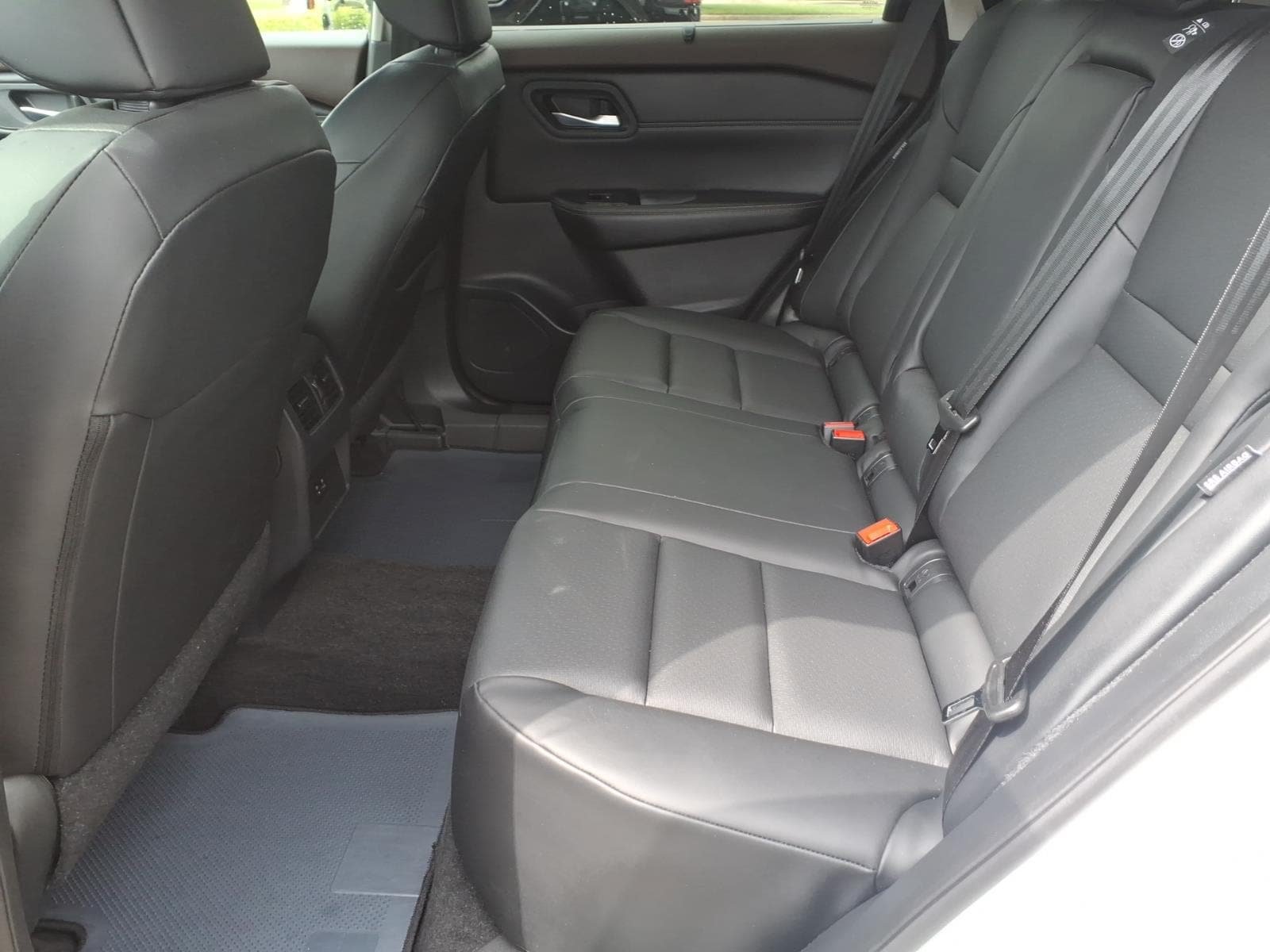 Used 2023 Nissan Rogue SV w/ SV Premium Package AWD/4WD image 13
