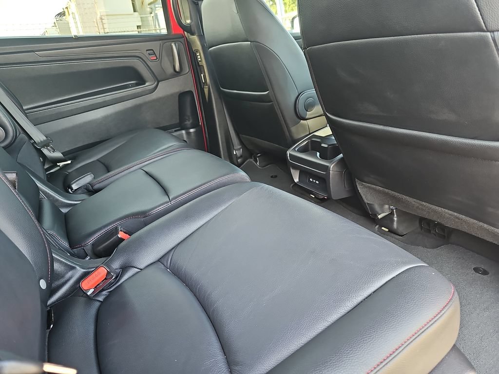 Used 2025 Honda Odyssey Sport-L image 11