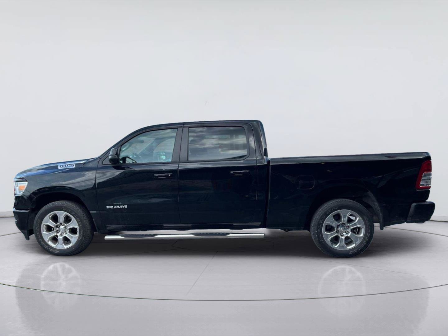 Used 2024 RAM 1500 Lone Star RWD image 3