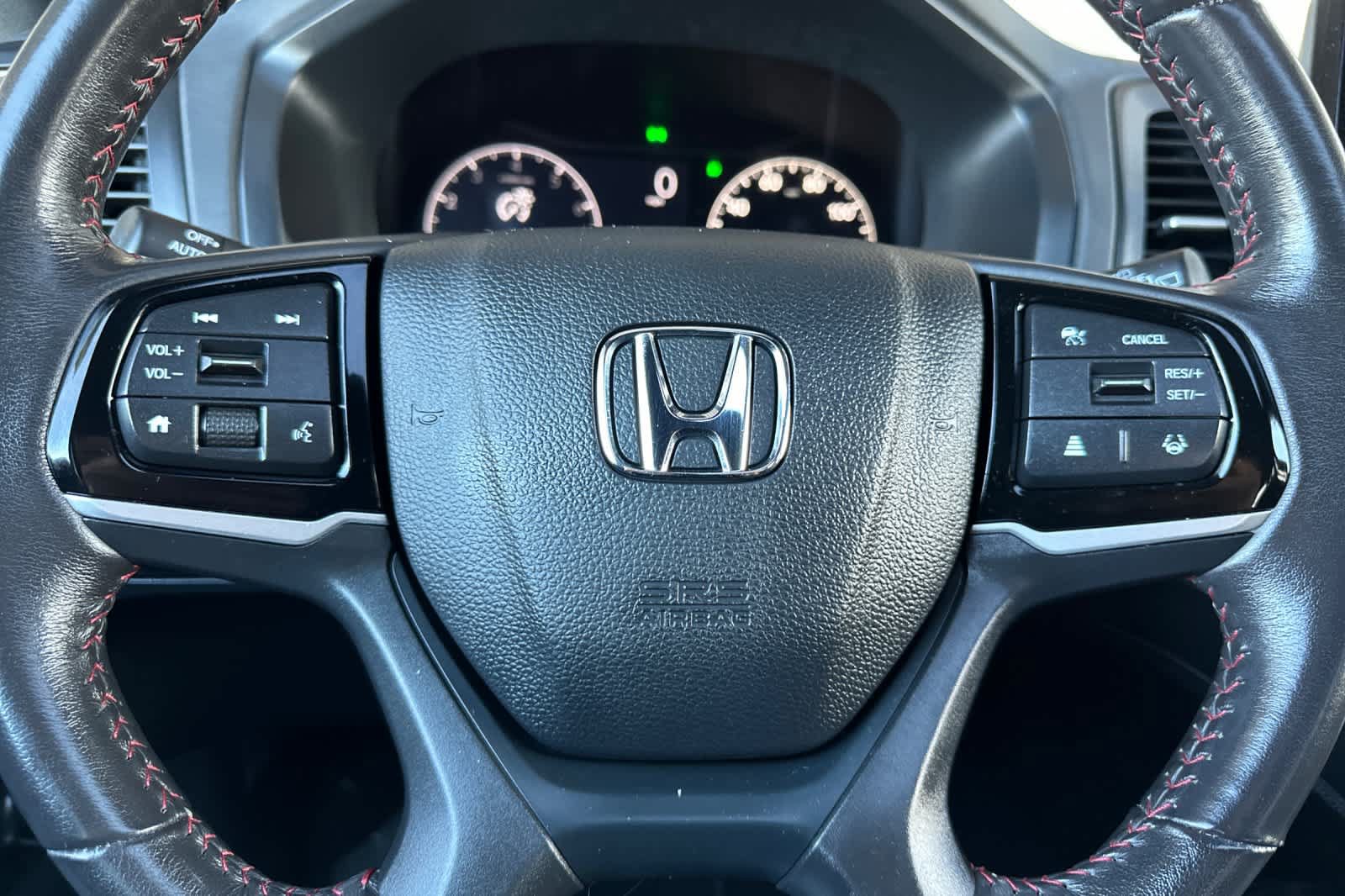 Used 2025 Honda Odyssey Sport-L image 24