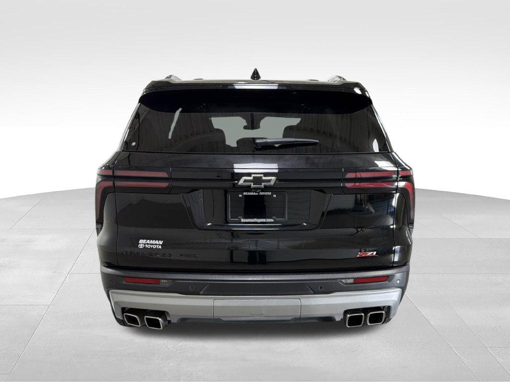 Used 2025 Chevrolet Traverse Z71 w/ Driver Confidence Package AWD/4WD image 5