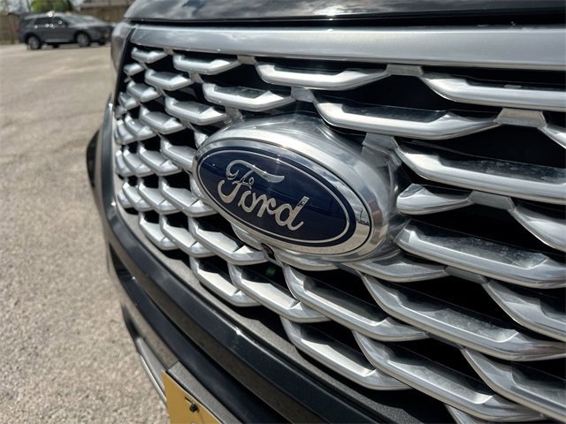 Certified 2023 Ford Explorer Platinum w/ Technology Package image 35