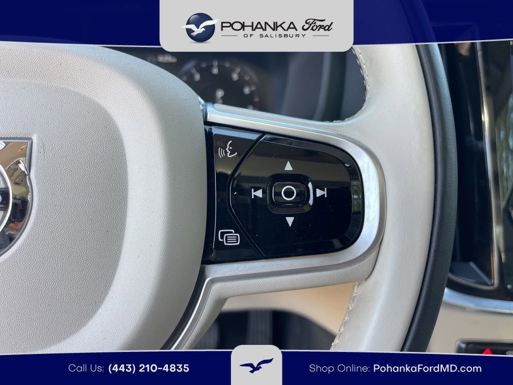 Used 2020 Volvo S60 T5 Momentum w/ Premium Package image 17