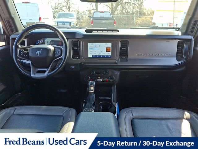 Certified 2022 Ford Bronco Outer Banks w/ Sasquatch Package AWD/4WD image 16