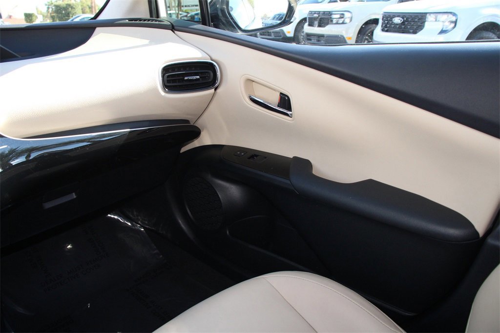 Used 2019 Toyota Prius XLE image 15