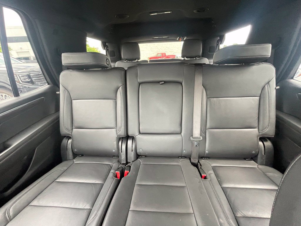 Used 2025 Chevrolet Tahoe LT RWD image 25