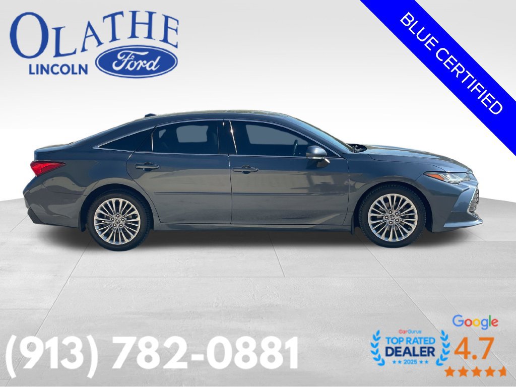 Used 2019 Toyota Avalon Limited FWD image 7