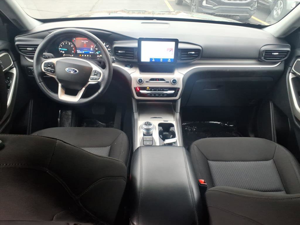 Certified 2023 Ford Explorer XLT image 35