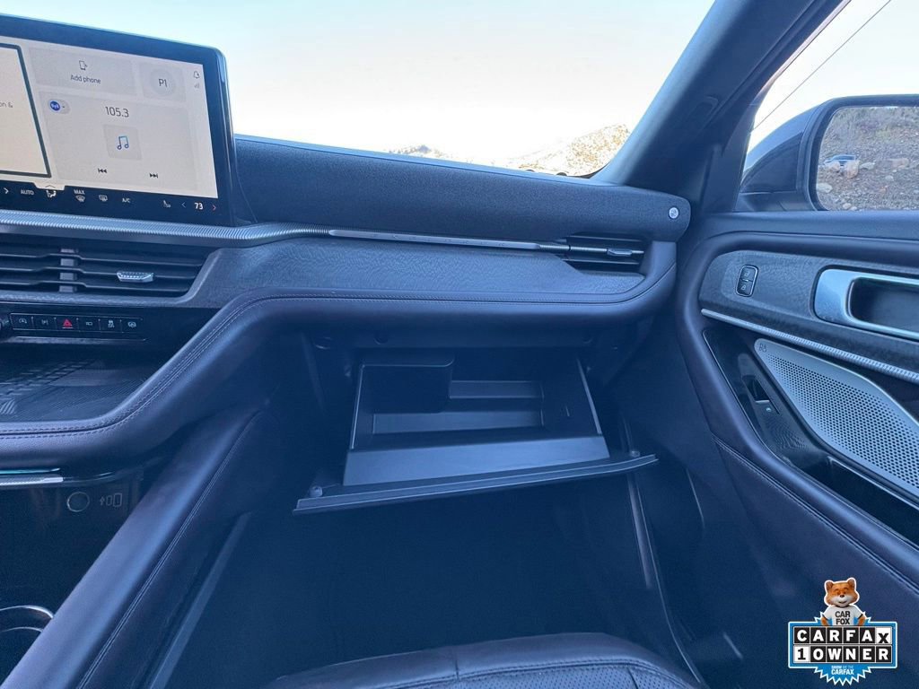 Certified 2025 Ford Explorer Platinum w/ LUX Leather Package image 23