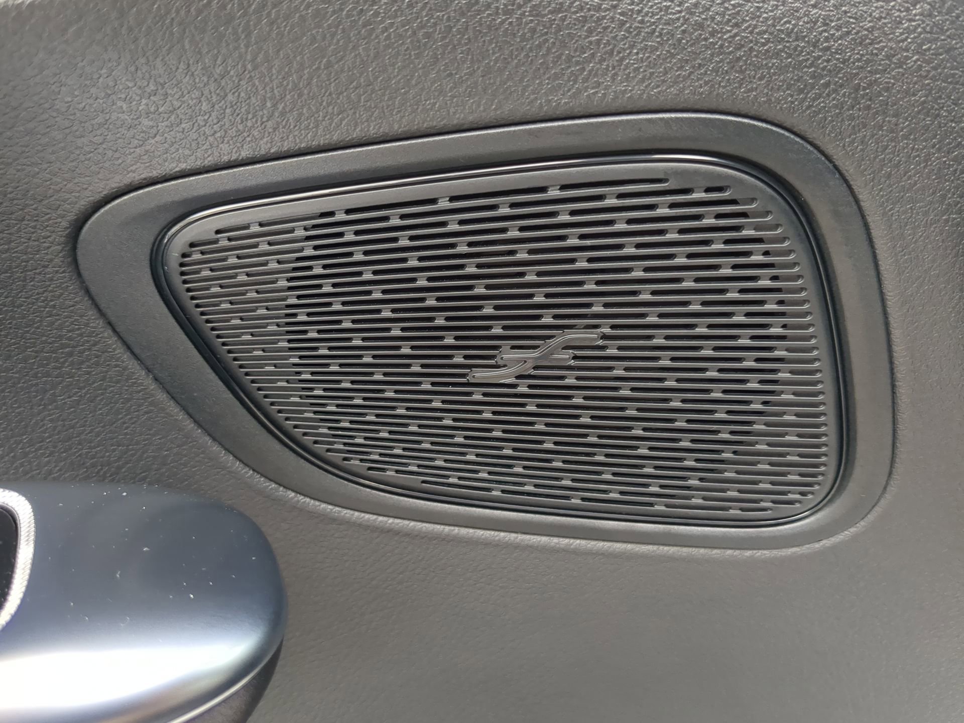 Used 2025 Mercedes-Benz GLC 300 image 56