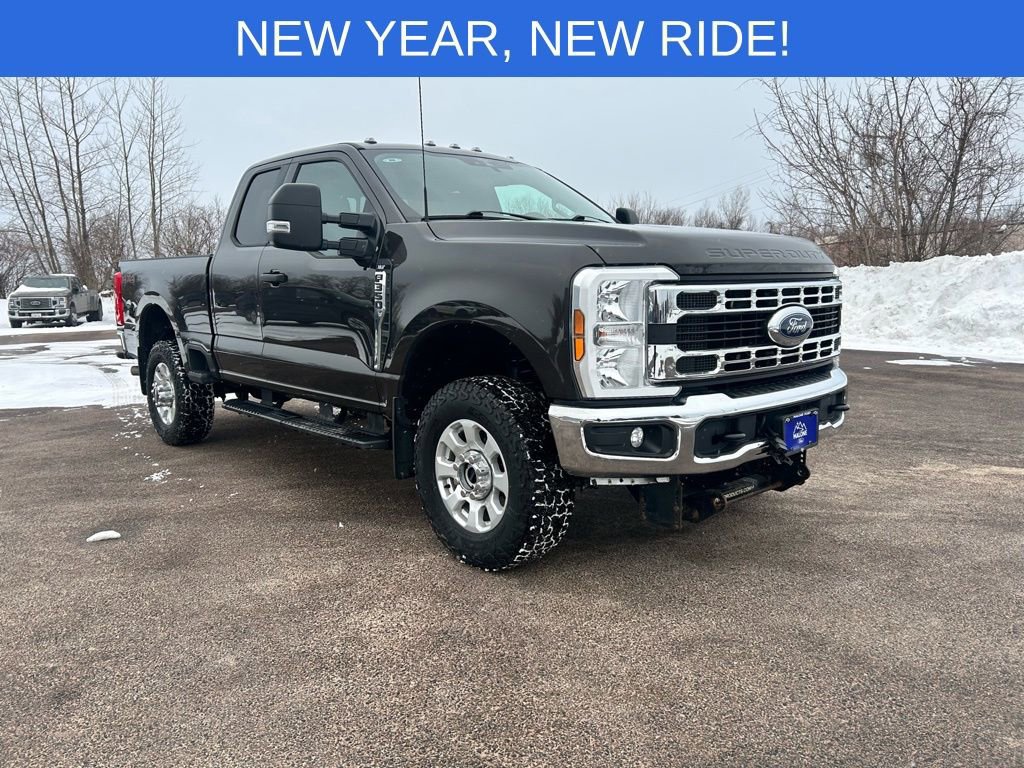 Certified 2024 Ford F350 XLT image 9