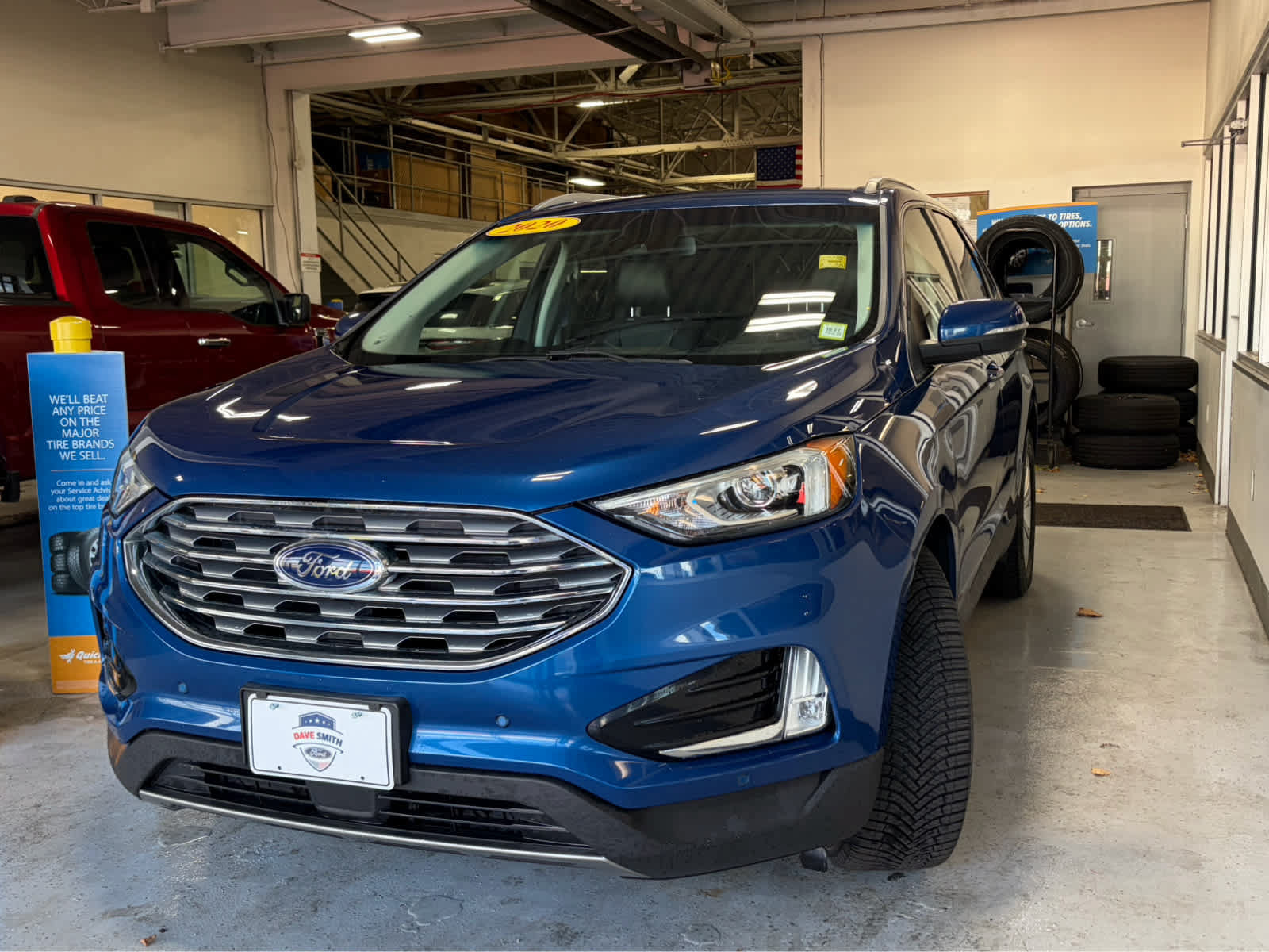 Certified 2020 Ford Edge Titanium AWD/4WD image 3