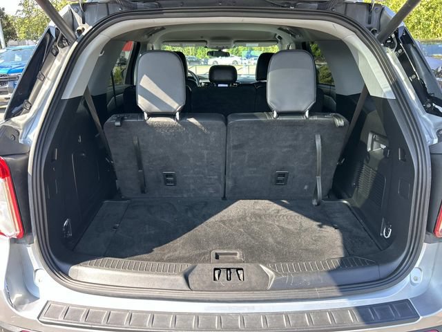 Certified 2023 Ford Explorer XLT w/ Equipment Group 202A AWD/4WD image 22