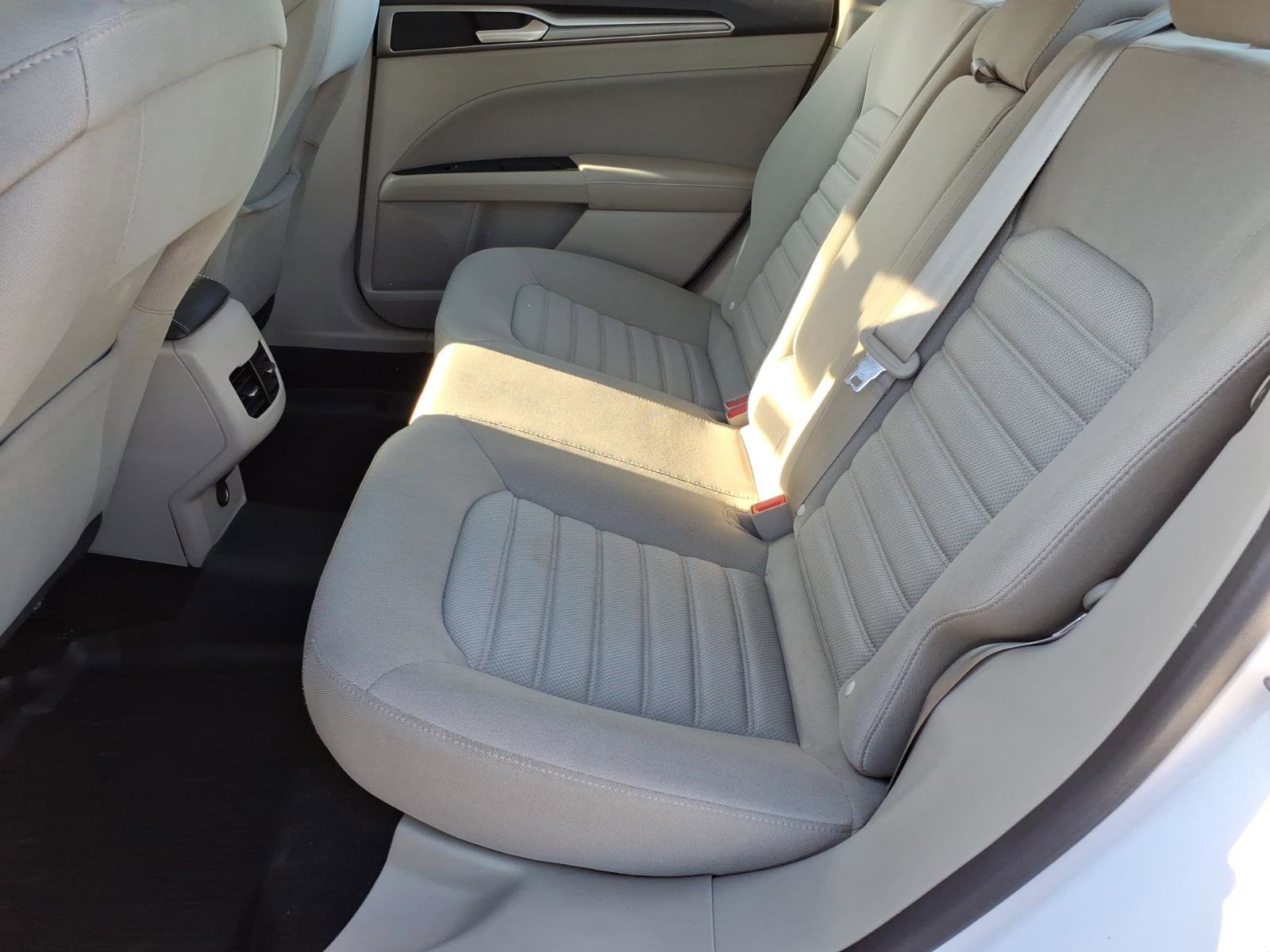 Certified 2019 Ford Fusion SE image 11