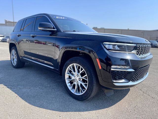Used 2023 Jeep Grand Cherokee Summit image 8