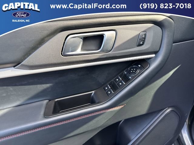 Certified 2025 Ford Explorer ST-Line w/ ST-Line Street Pack image 20